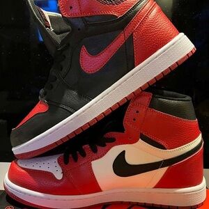 Air Jordan 1 Retro High OG Men's "Homage To Home" {Limited Edition - Super Rare}